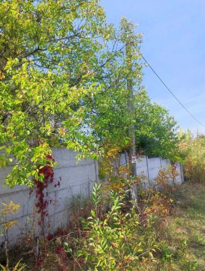 Land for sale, Saltyovka, Valentinovka, near trolleybus