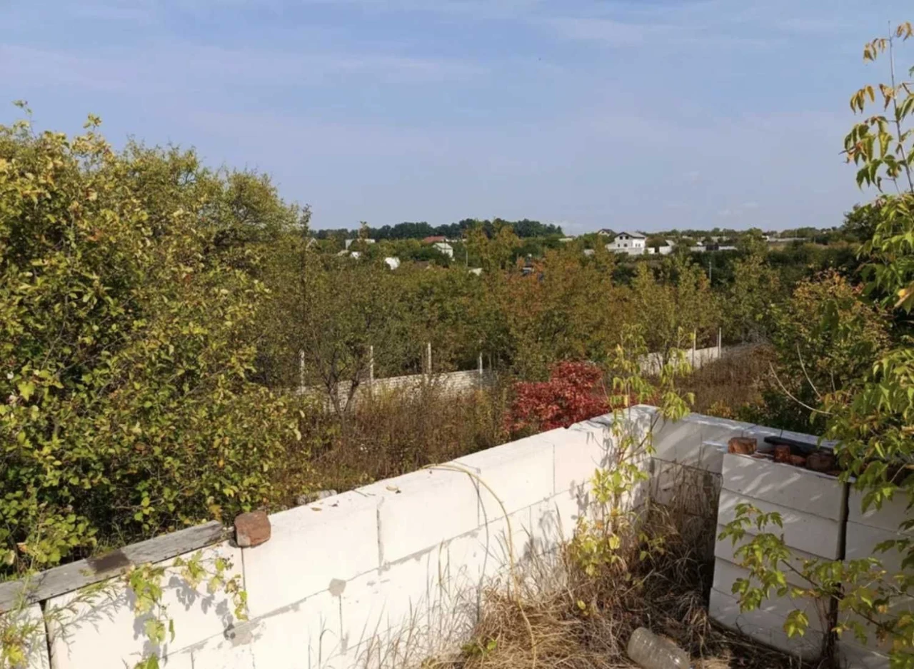 Land for sale, Saltyovka, Valentinovka, near trolleybus