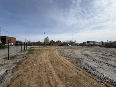 Sale of three land plots together in the street, Europe Avenue