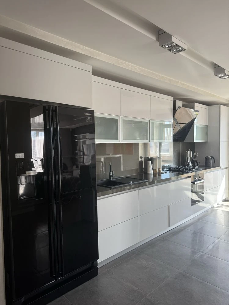 Sale of a 2-bedroom apartment in the city center on Mazepa Street