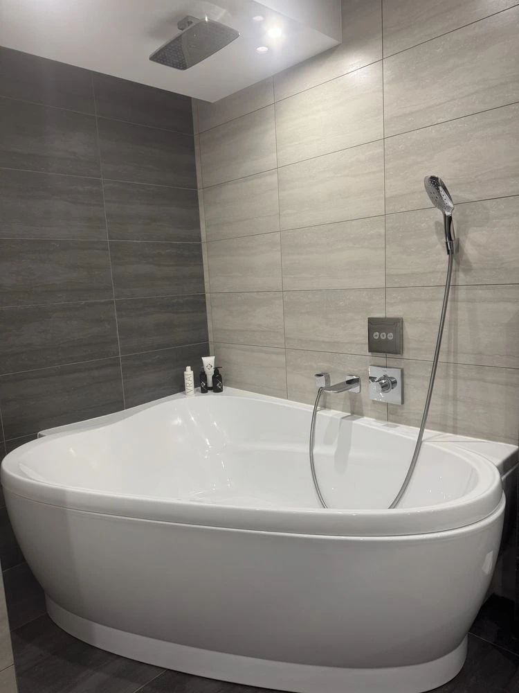 Sale of a 2-bedroom apartment in the city center on Mazepa Street