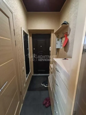 Продаж  2к  квартири сталінка метроХолодна  Гора