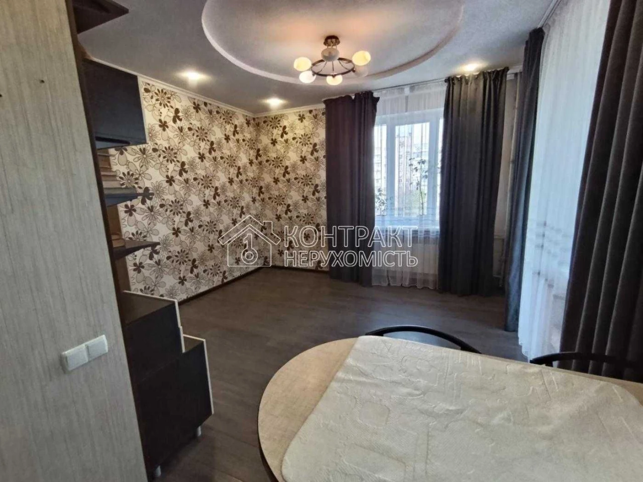 Продаж  2к  квартири сталінка метроХолодна  Гора