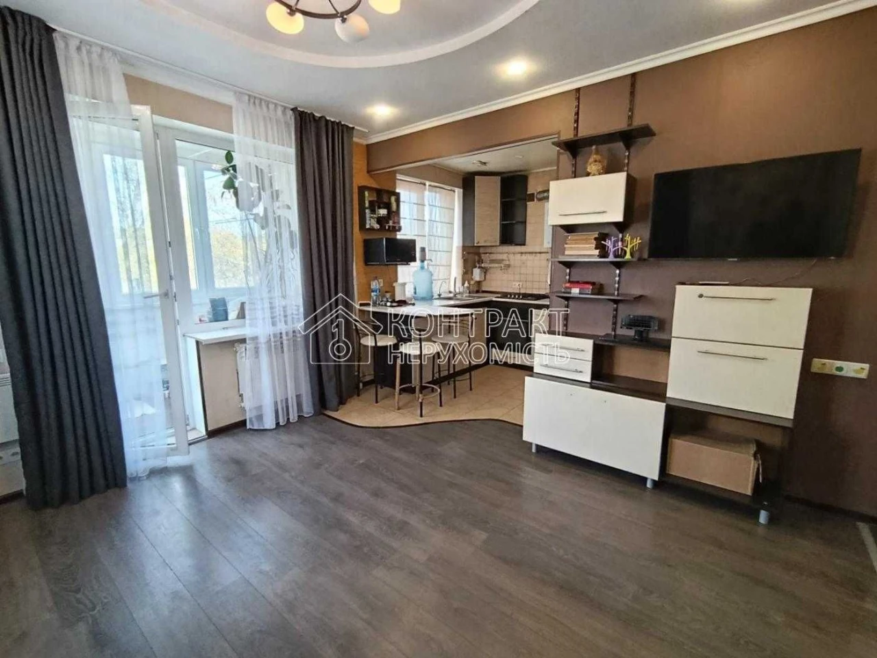 Продаж  2к  квартири сталінка метроХолодна  Гора