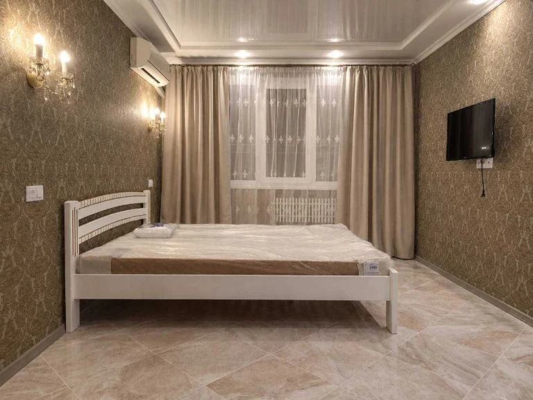 For Sale: 1-bedroom apartment at 606 m/r