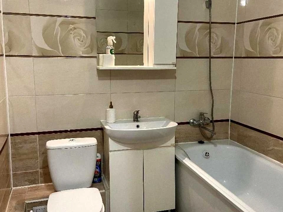 Квартира. Київ, вулиця Бориса Гмирі