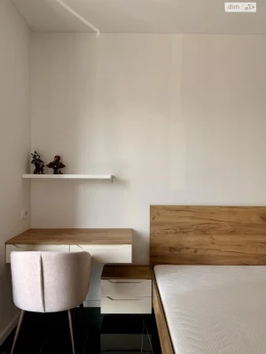 Long-Term Rental Apartment Podilsky