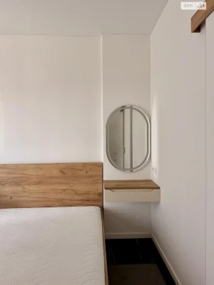 Long-Term Rental Apartment Podilsky