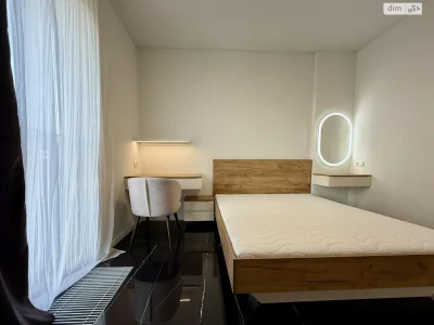 Long-Term Rental Apartment Podilsky
