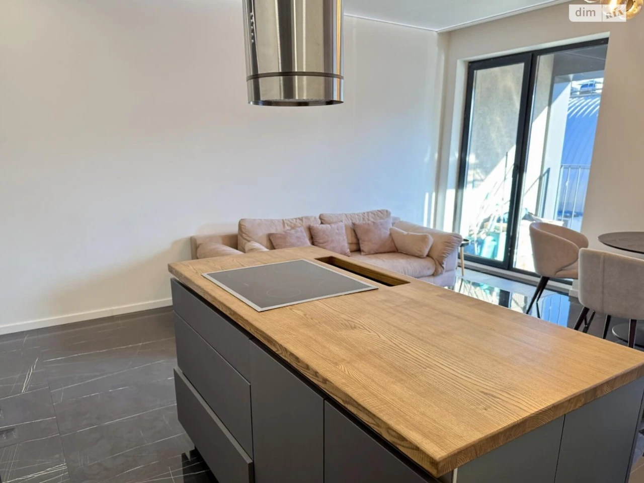 Long-Term Rental Apartment Podilsky