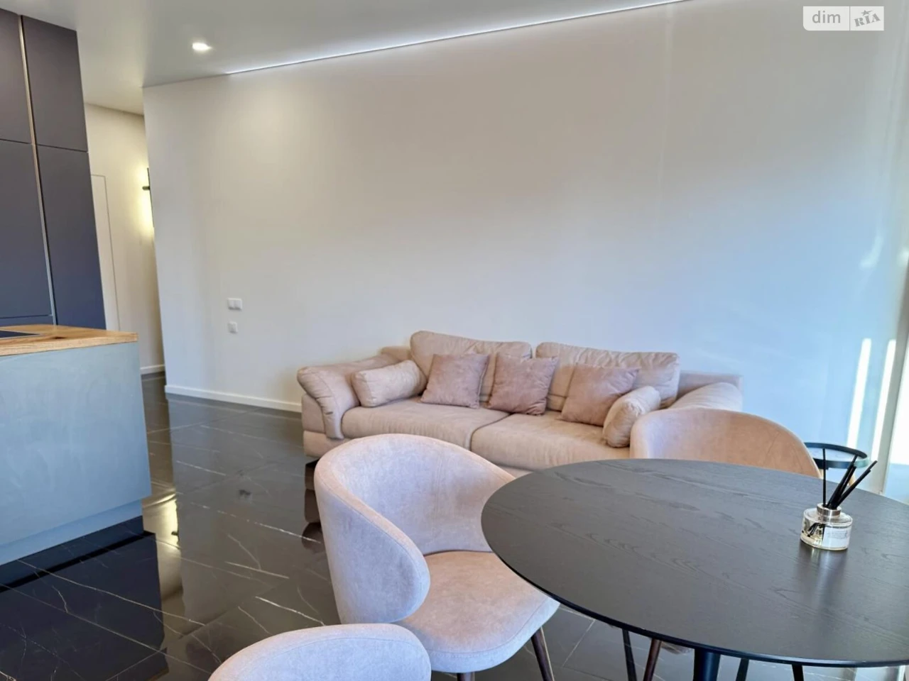 Long-Term Rental Apartment Podilsky