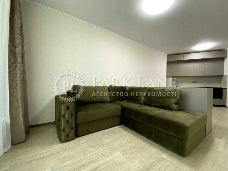 Apartment. Kyiv, Beryesteys'kyi Prospect.
