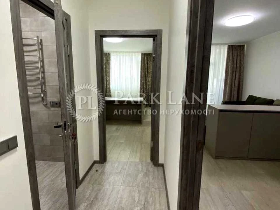 Apartment. Kyiv, Beryesteys'kyi Prospect.
