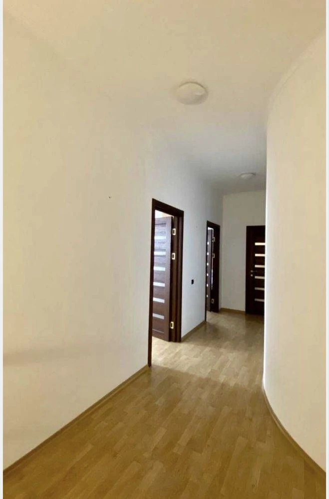 Apartment for Sale 4K, corner of Taras Shevchenko Street 13/21, near Maidan Nezalezhnosti metro station