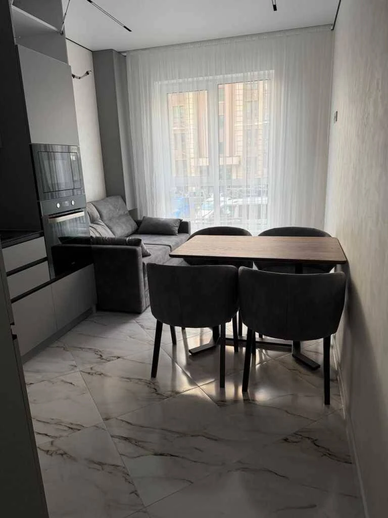 For Sale 1-Bedroom Apartment, Kyiv, Metrologichna Street