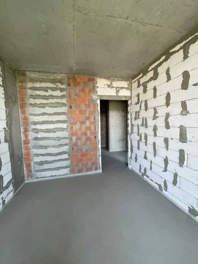 Продається 3-кімнатна квартира, Київ, Голосіївський, Метрологічна вулиця,