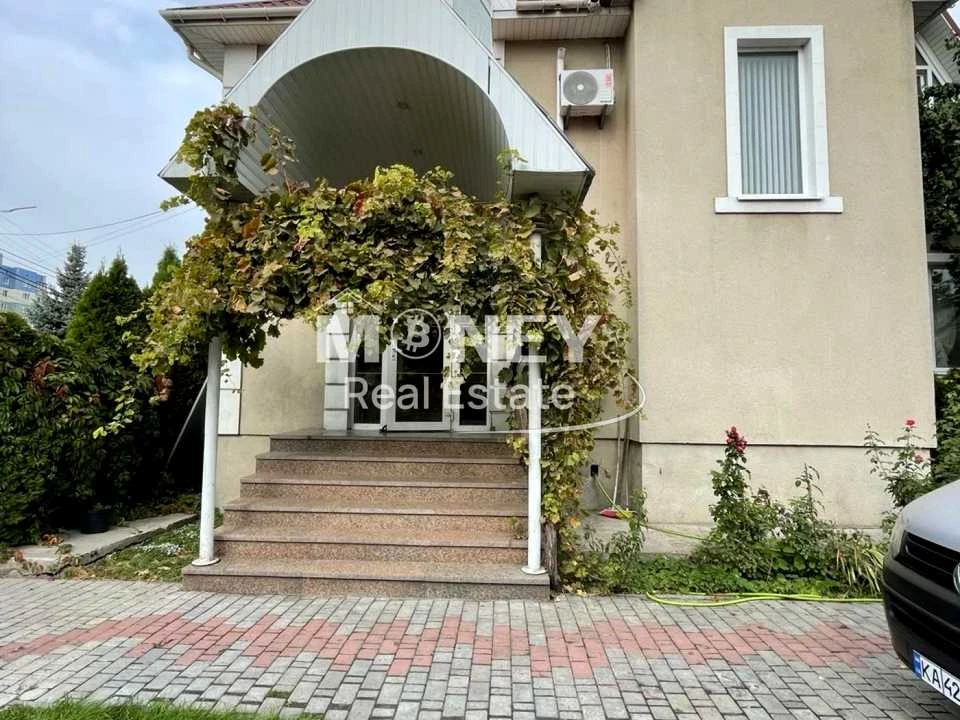 House. Bikovsky, Kyiv.