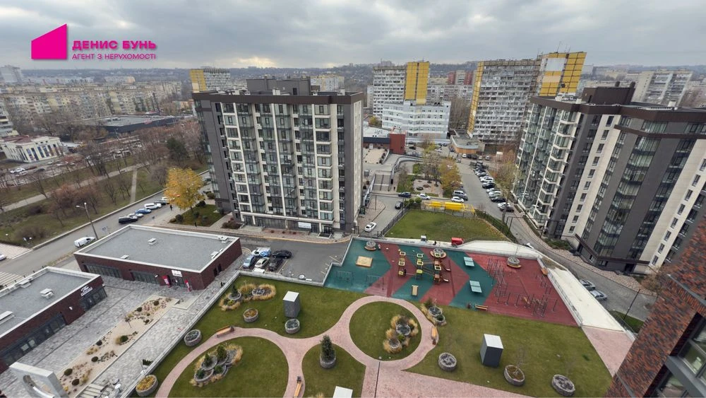 Продам 2-к квартиру в ЖК "Маршал", ж/м Победа, право собственн