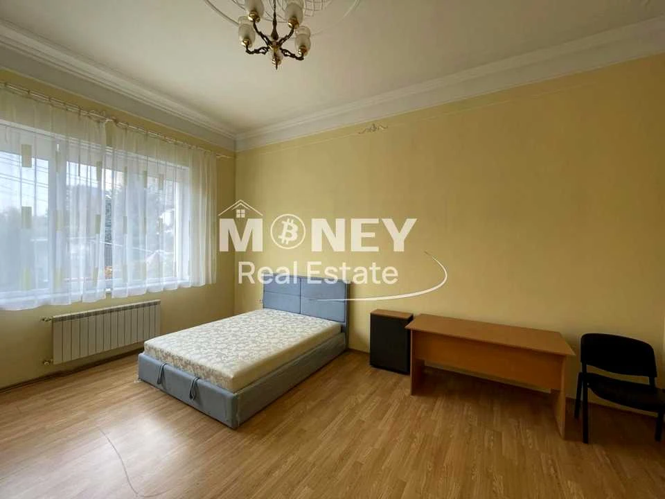 House. Bikovsky, Kyiv.
