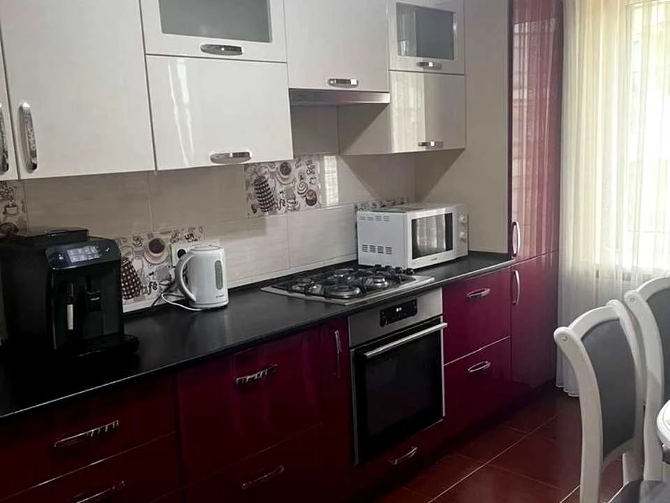 Apartment. Ivano-Frankivsk, Ryn Street