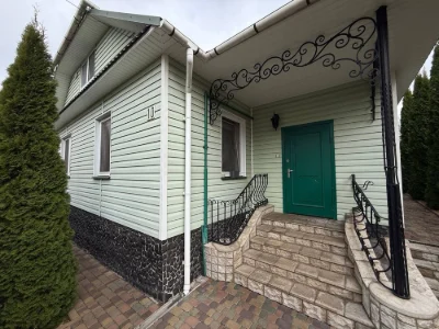 HOUSE FOR SALE IN THE CENTER OF RIVNO