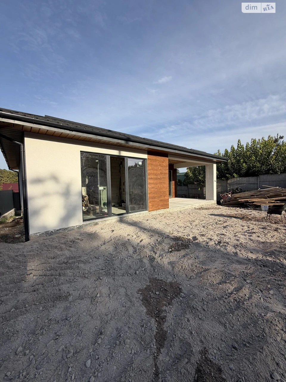 For Sale: House in Arnautovo