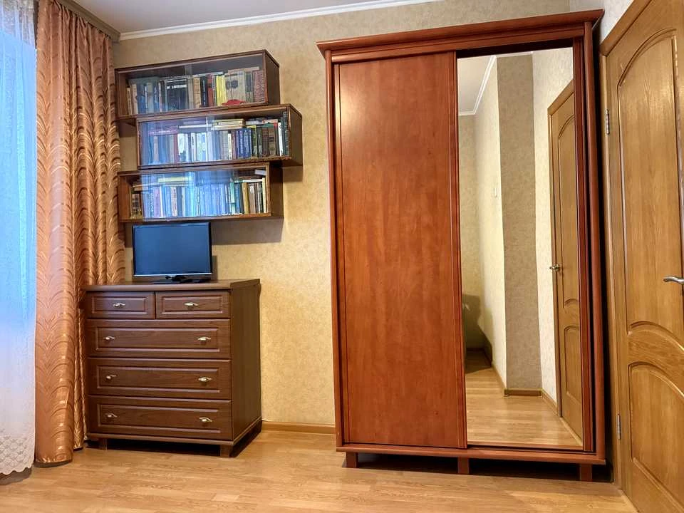 Квартира. Киев, улица Драгомырова