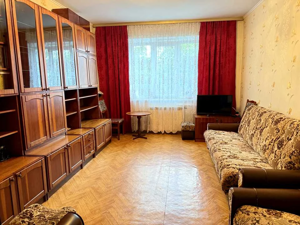 Квартира. Киев, улица Драгомырова