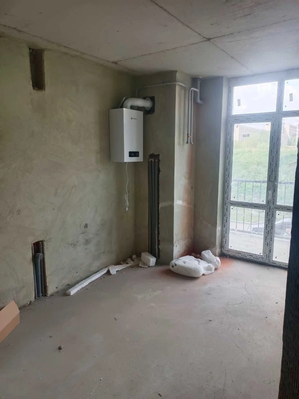 2-room apartment with a large terrace + property ownership