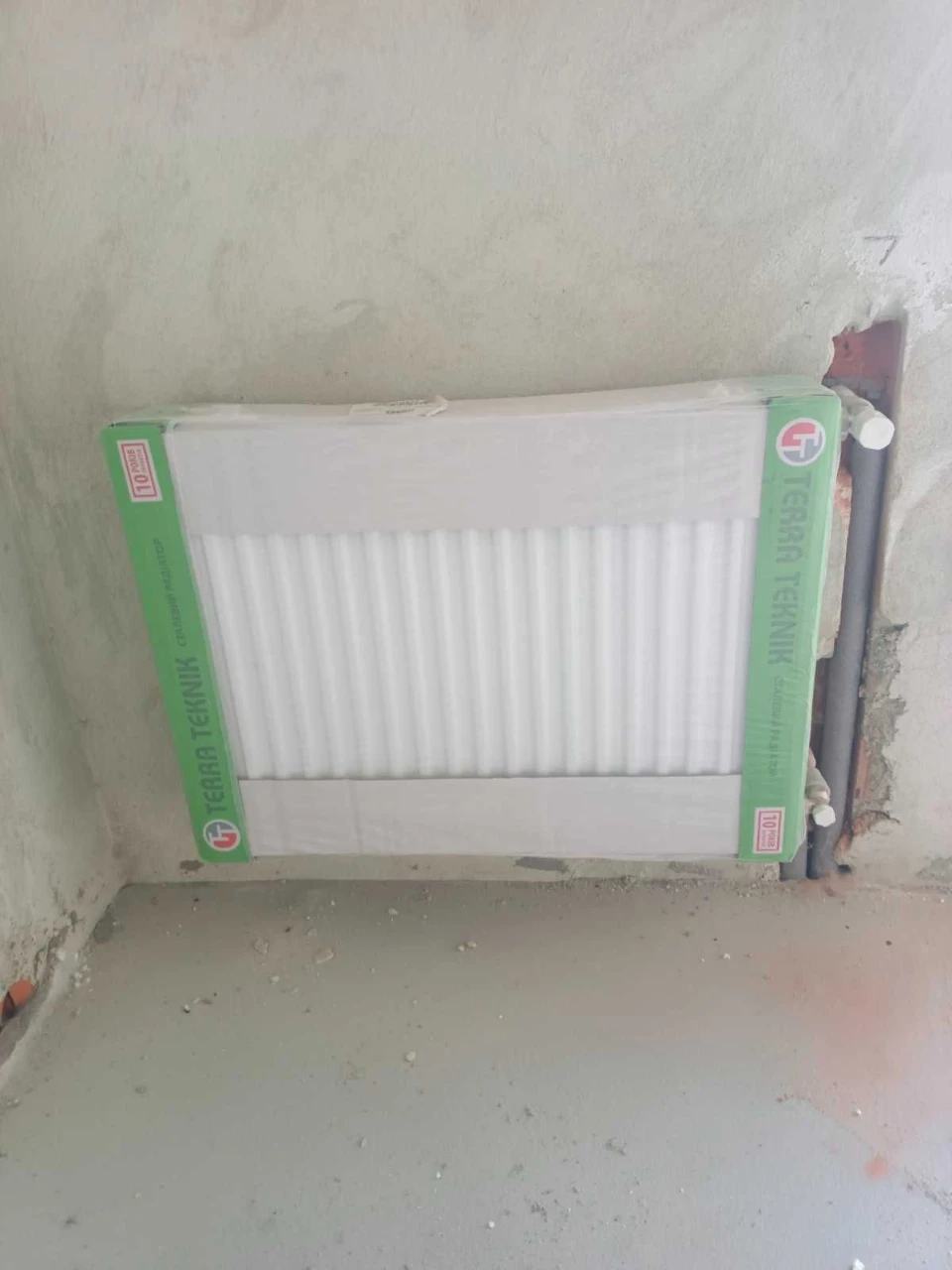 2-room apartment with a large terrace + property ownership