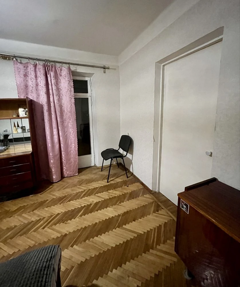 2-room apartment for sale, 9-E Lesya Kurbas Street