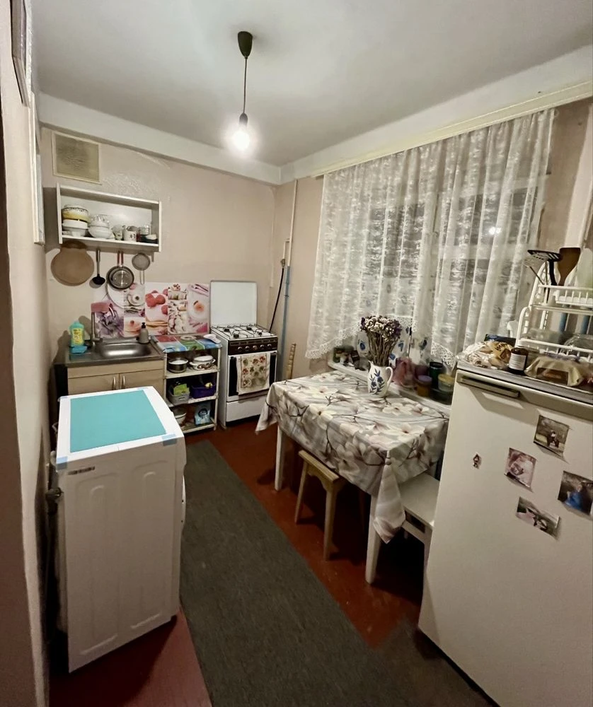 2-room apartment for sale, 9-E Lesya Kurbas Street