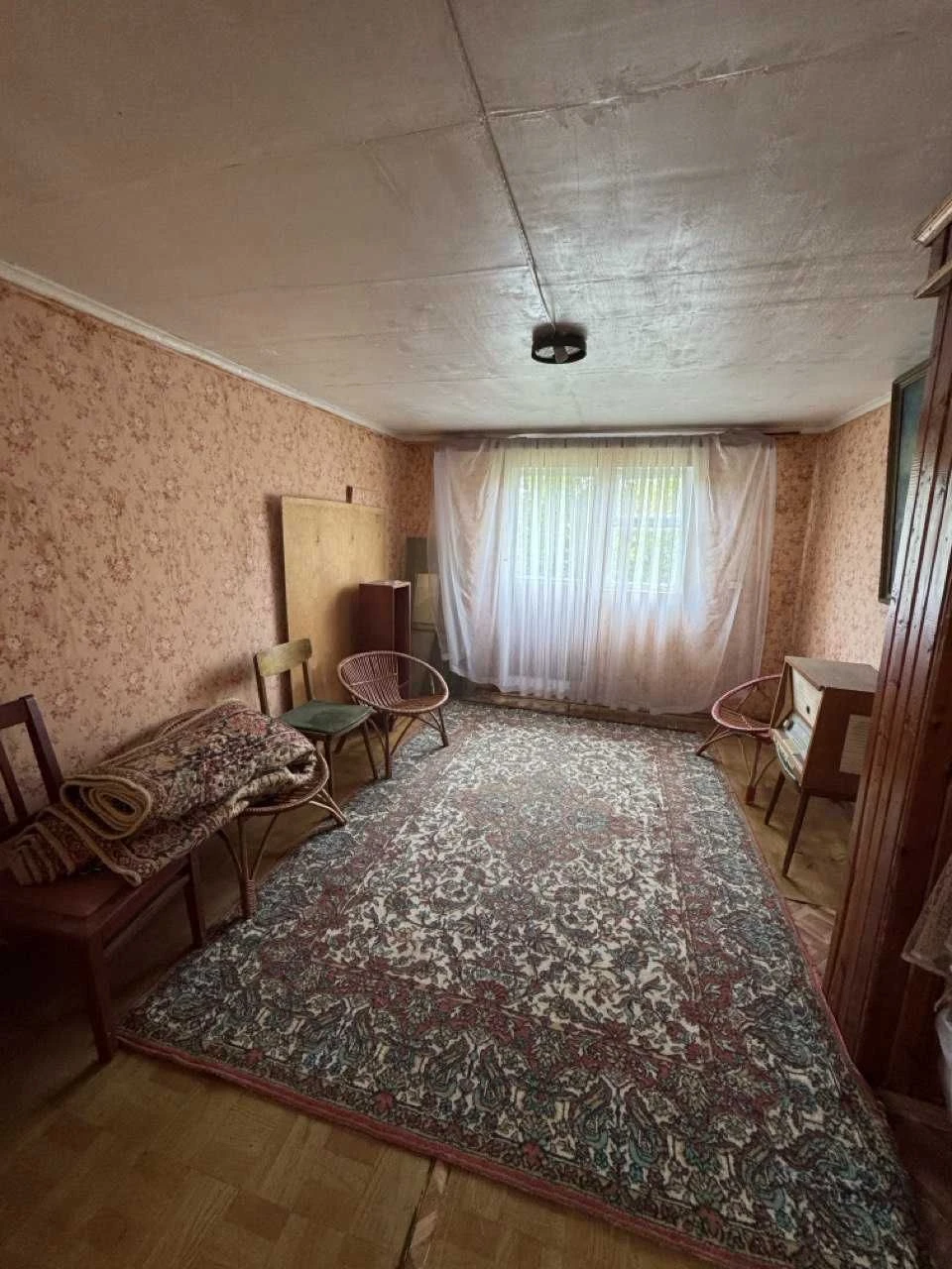 Продам цегляну дачу з великою ділянкою в місті Текстильник