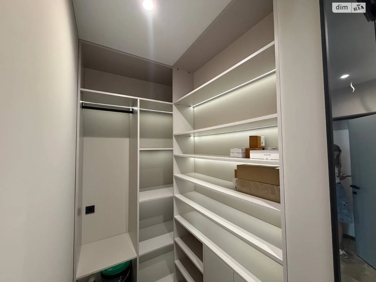 Продаж Квартира Дарницький