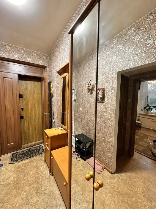 Продам 2 ком квартиру ул Калиновая пр Слобожанский