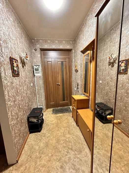Продам 2 кім квартиру вул Калинова пр Слобожанський