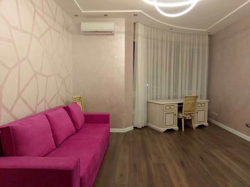 Apartment. Antonovicha Street, Kyiv