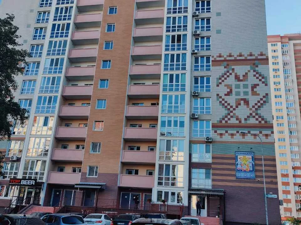 Квартира. Киев, улица Бориса Гмыри