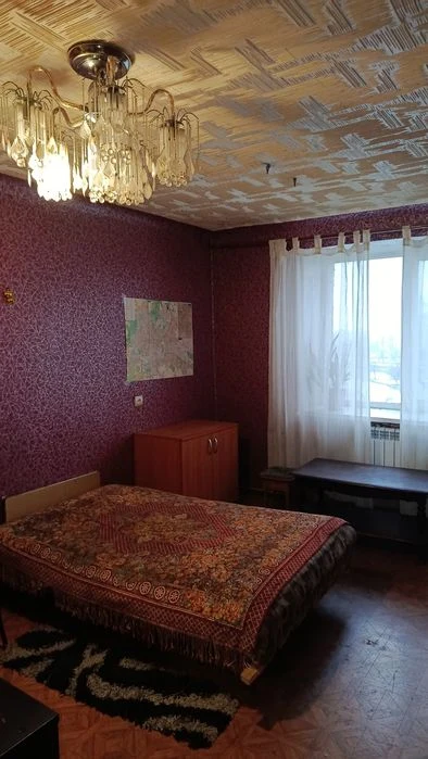 3 rooms near the Circus, Center, Levada metro station