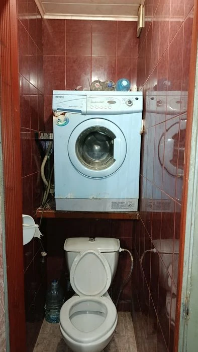 3 rooms near the Circus, Center, Levada metro station