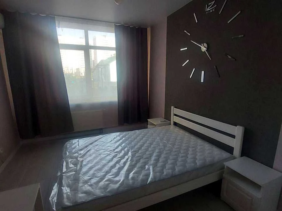 Apartment. Yunatska St., Kyiv