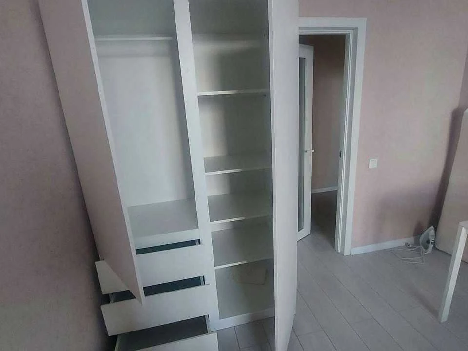 Apartment. Yunatska St., Kyiv