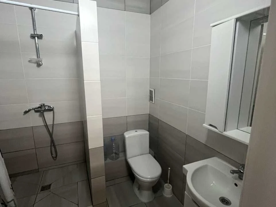 Apartment. Yunatska St., Kyiv