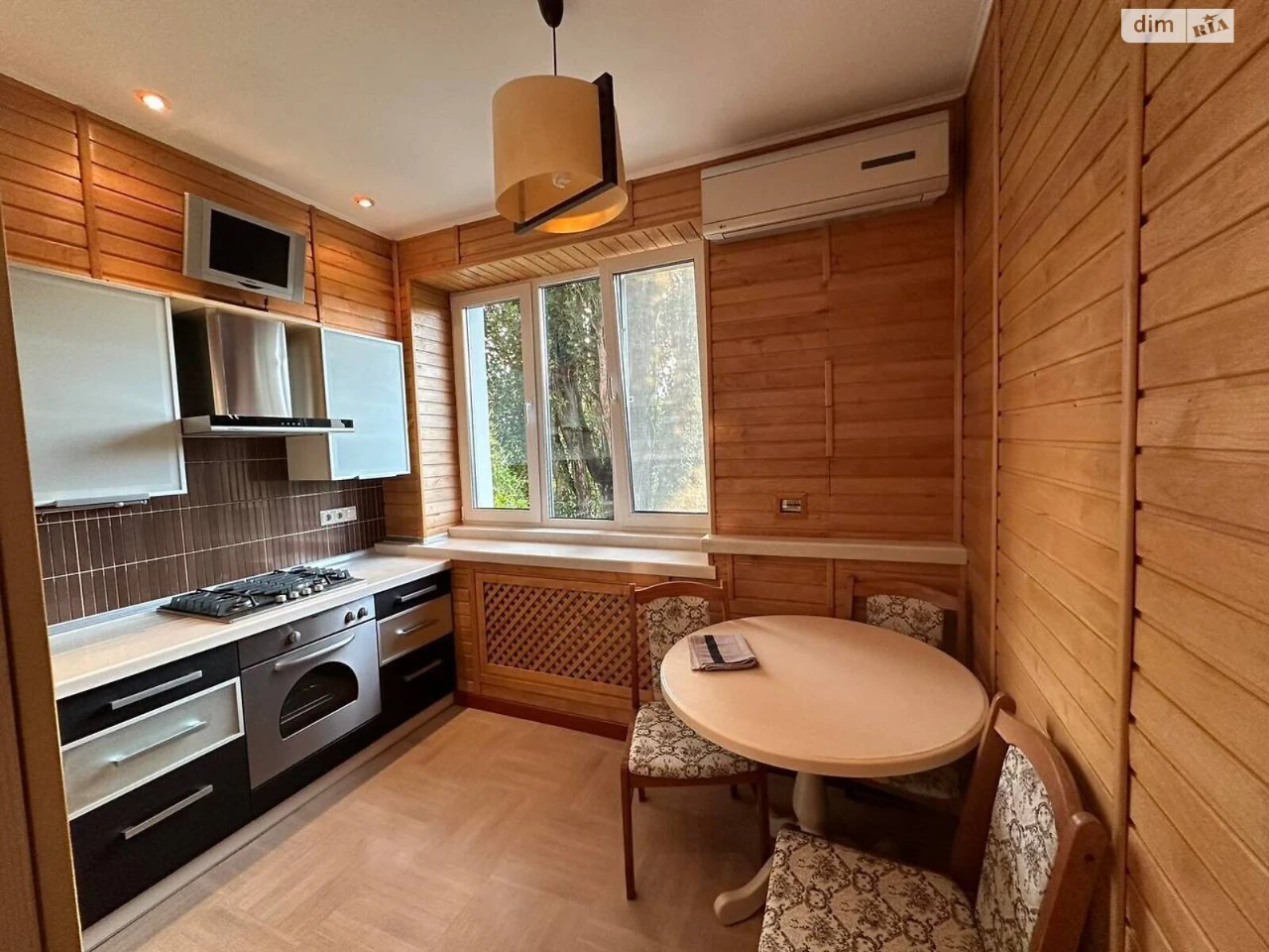 Long-Term Rental Apartment Solomyansky