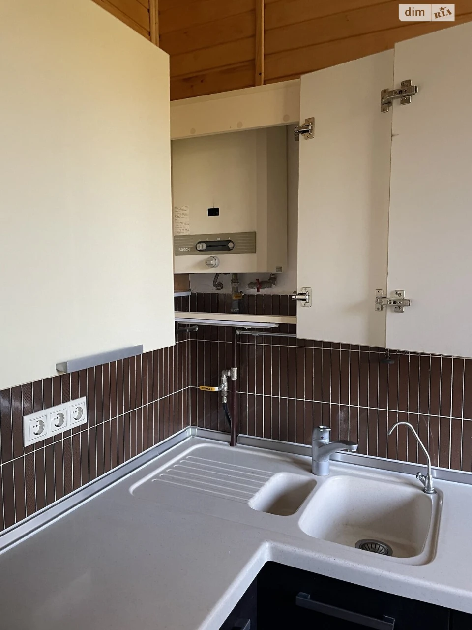 Long-Term Rental Apartment Solomyansky