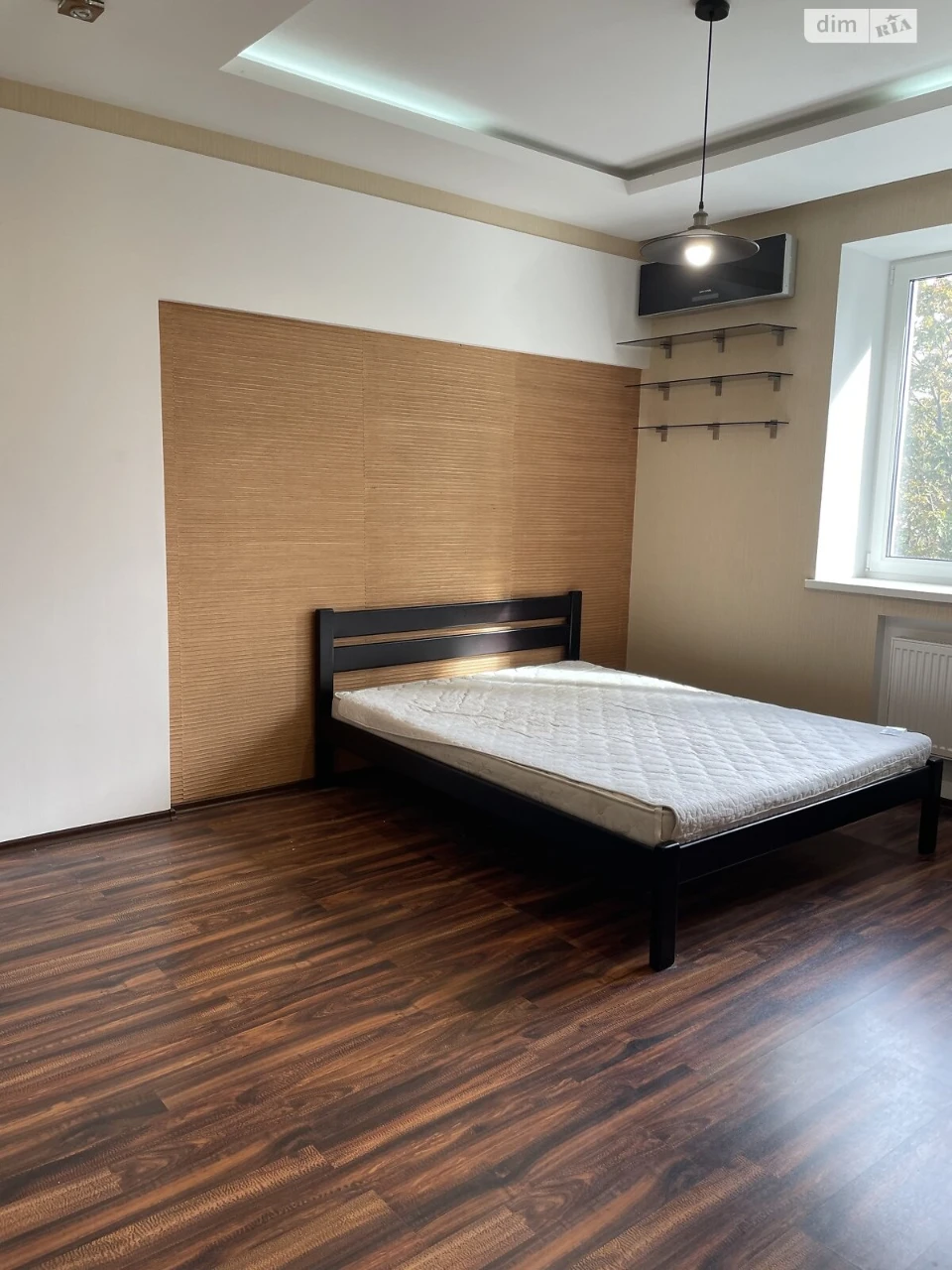Long-Term Rental Apartment Solomyansky