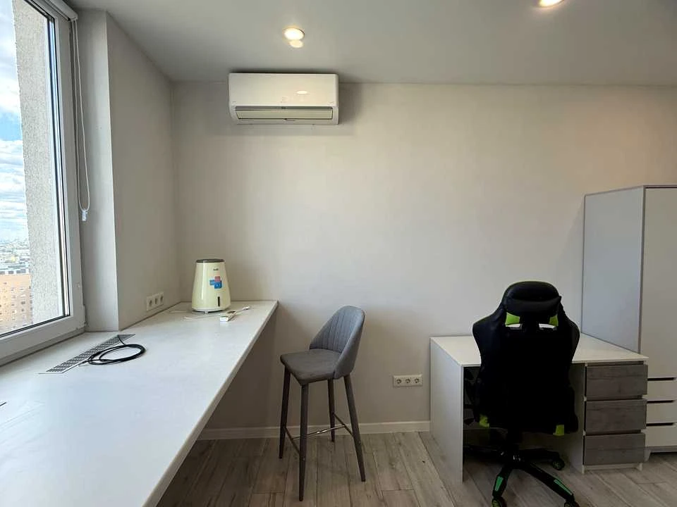 Apartment. Kazarmenna Street, Kyiv