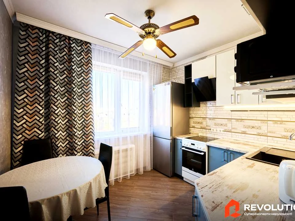 Apartment. Akademika Yefremova Street, Kyiv
