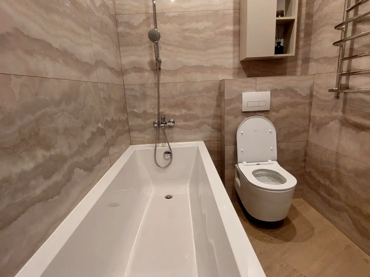 Rent 1-bedroom apartment 45 sq m 28/28 floor