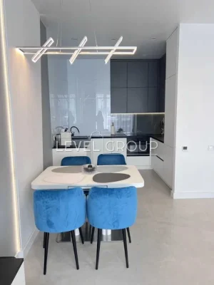 One-bedroom apartment for sale in Greenville Park/ Mykola